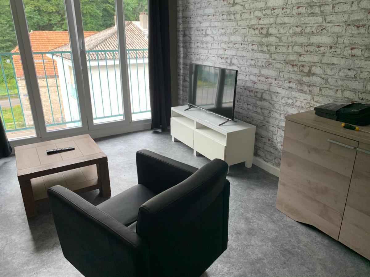 Appartement Tout Confort Dans Une Residence Calme Givet Dış mekan fotoğraf