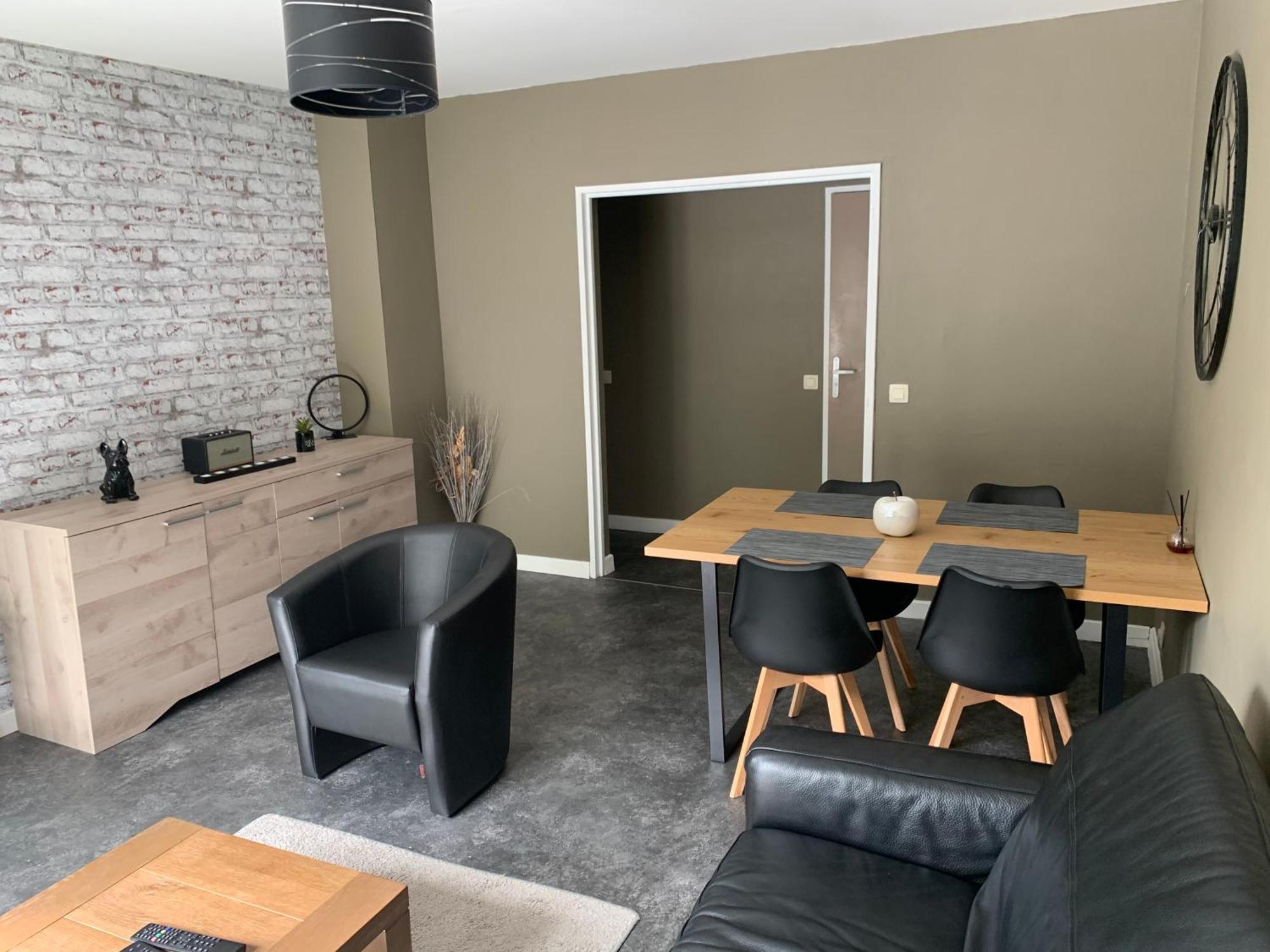 Appartement Tout Confort Dans Une Residence Calme Givet Dış mekan fotoğraf